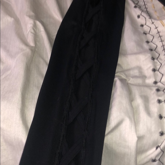 Workout pants - Picture 3 of 3